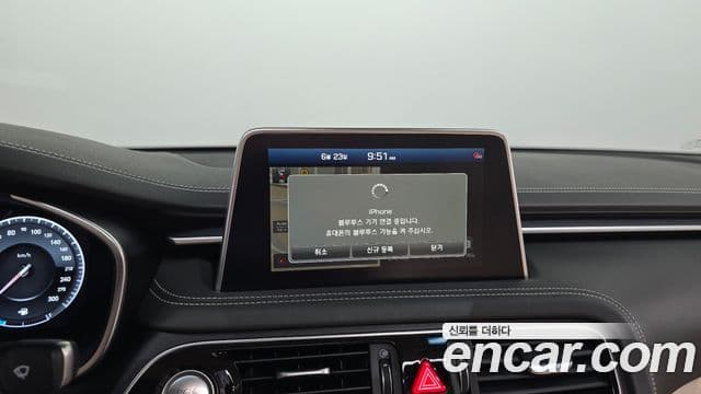 Genesis G70 2019 — Photo 6/28