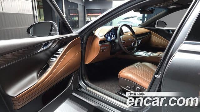 Genesis Electrified G80 2020 — Şəkil 8/20