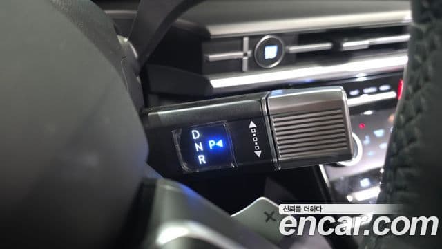 Hyundai Santa Fe 2024 — ფოტო 9/20