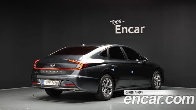 Hyundai Sonata 2021 — ფოტო 2/20