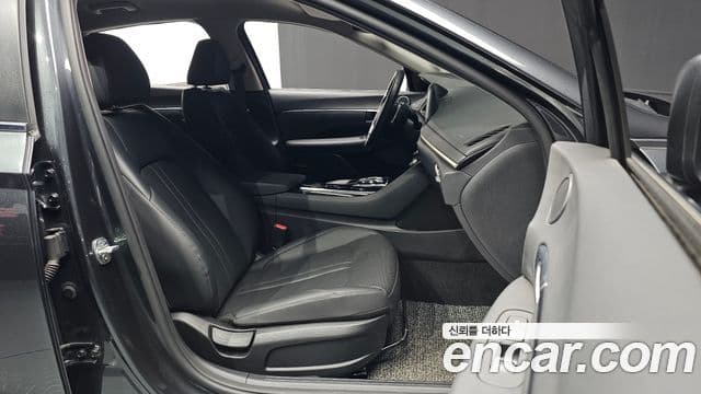 Hyundai Sonata 2021 — ფოტო 10/20