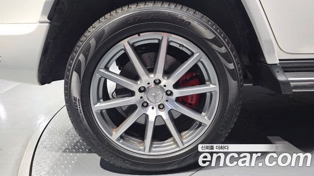 Mercedes-Benz G-Class 2020 — Şəkil 16/20