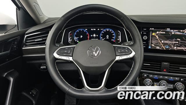 Volkswagen Jetta 2024 — ფოტო 13/20