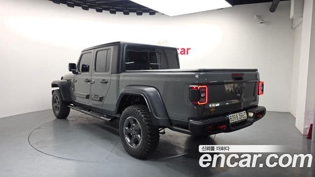 Jeep Gladiator 2022 — Фото 2/20