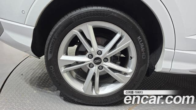 Audi Q3 2023 — ფოტო 7/32