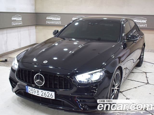 Mercedes-Benz E-Class 2023 — Şəkil 20/20