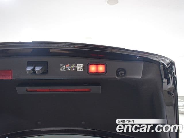Mercedes-Benz E-Class 2023 — Şəkil 15/20