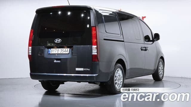 Hyundai Staria 2024 — Şəkil 2/20