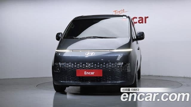 Hyundai Staria 2024 — Şəkil 3/20