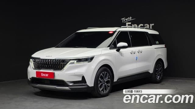 Kia Carnival 2022 — Фото 1/20