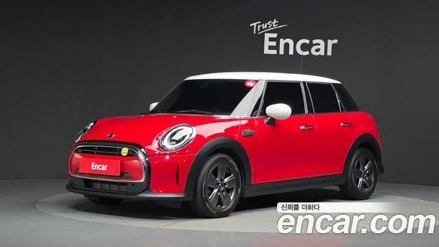 Mini Cooper 2022 — ფოტო 1/20