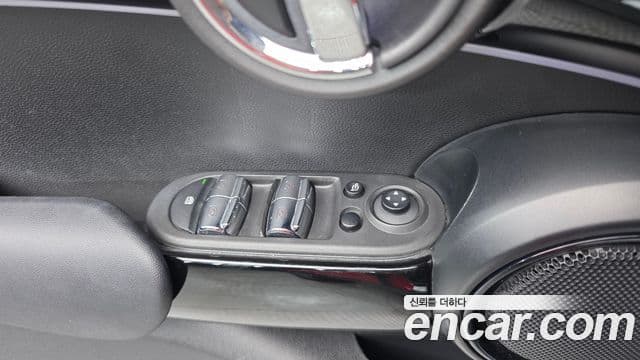 Mini Cooper 2022 — ფოტო 11/20