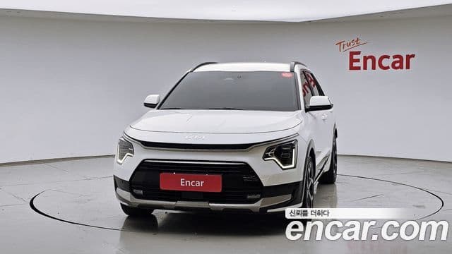 Kia Niro 2022 — ფოტო 3/20