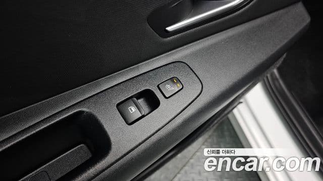 Hyundai Avante 2020 — ფოტო 17/20
