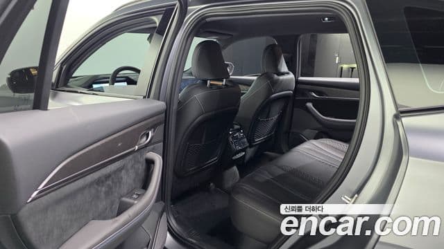 Renault Samsung Grand Koleos 2024 — Photo 28/36