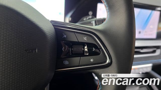 Renault Samsung Grand Koleos 2024 — Photo 34/36