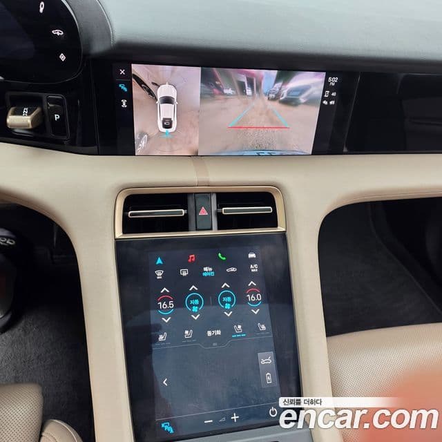 Porsche Taycan 2022 — Photo 7/20