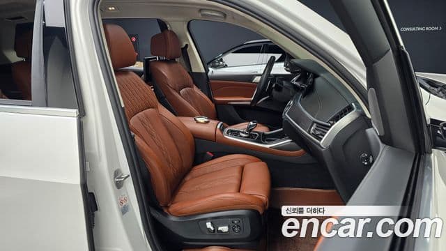BMW X7 2022 — Şəkil 8/20
