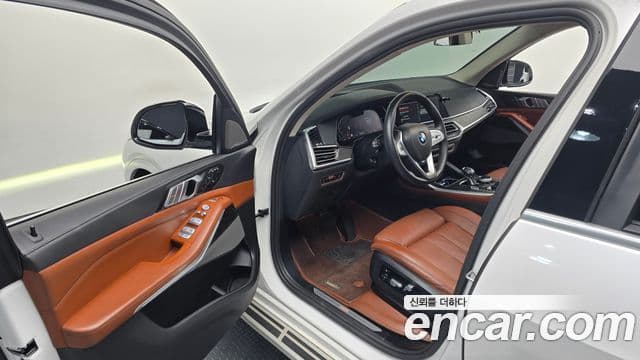BMW X7 2022 — Şəkil 14/20