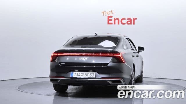 Kia K8 2021 — ფოტო 4/20