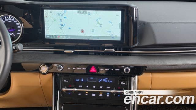 Kia Carnival 2023 — Şəkil 14/20