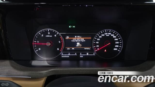 Kia Sorento 2021 — ფოტო 7/20
