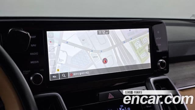 Kia Sorento 2021 — ფოტო 13/20