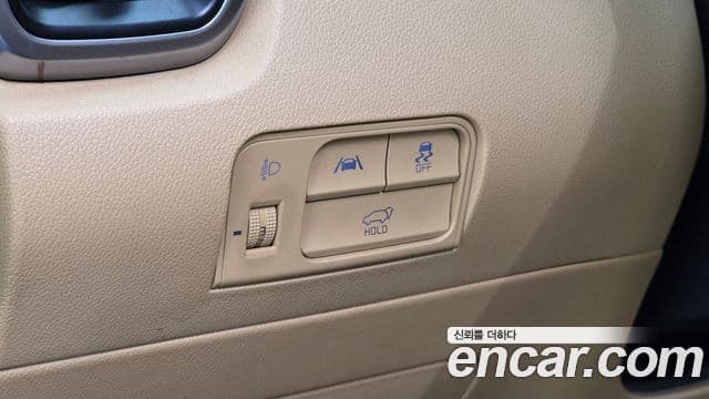 Kia Sorento 2021 — ფოტო 15/20