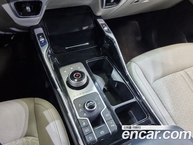 Kia Sorento 2021 — Şəkil 14/20