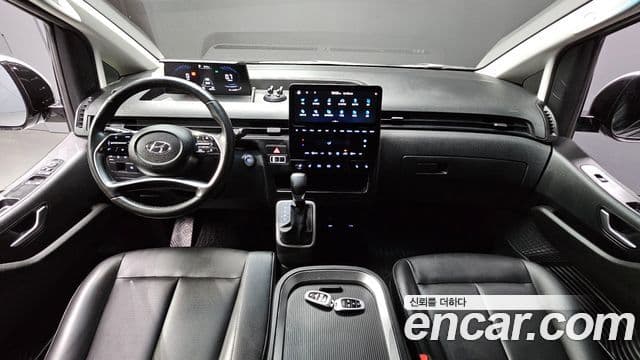 Hyundai Staria 2022 — Фото 7/20