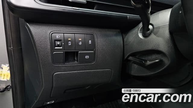 Hyundai Staria 2022 — Фото 16/20