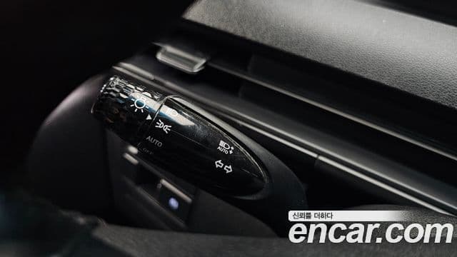 Hyundai Staria 2022 — Фото 17/20