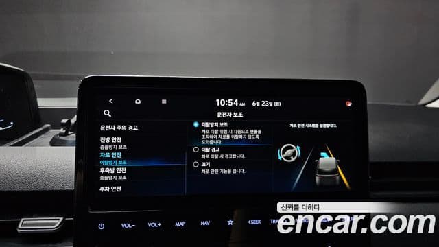 Hyundai Staria 2022 — Фото 18/20