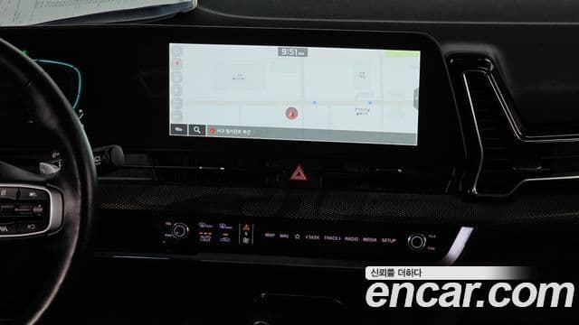 Kia Sportage 2022 — ფოტო 13/20