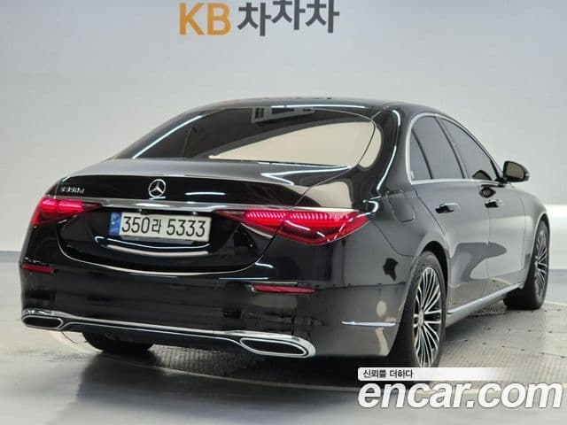 Mercedes-Benz S-Class 2021 — ფოტო 9/18