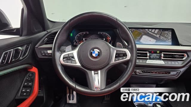 BMW 1 Series 2021 — Şəkil 13/20