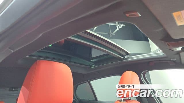 BMW 1 Series 2021 — Şəkil 16/20