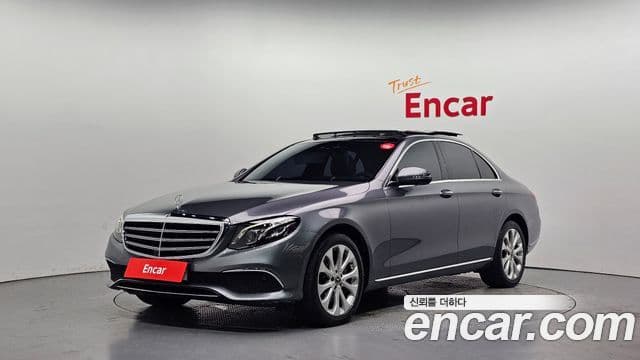 Mercedes-Benz E-Class 2019 — ფოტო 1/20