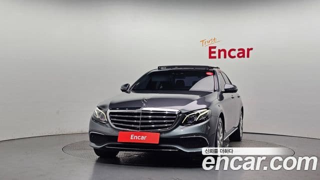 Mercedes-Benz E-Class 2019 — ფოტო 3/20