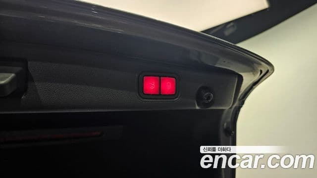 Mercedes-Benz E-Class 2019 — ფოტო 20/20