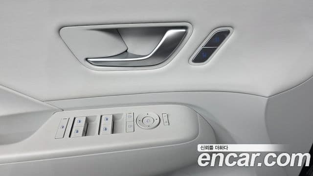 Hyundai Kona 2023 — ფოტო 10/20