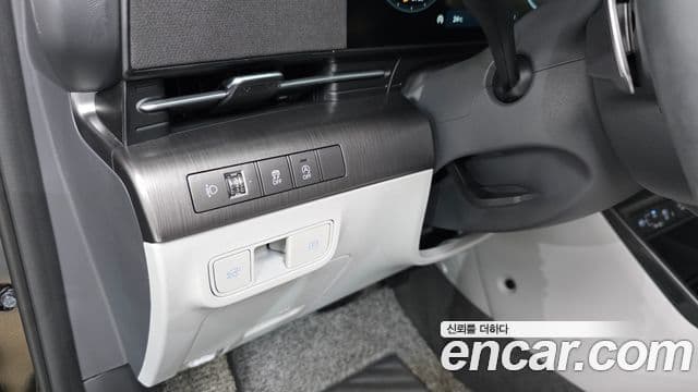 Hyundai Kona 2023 — ფოტო 11/20