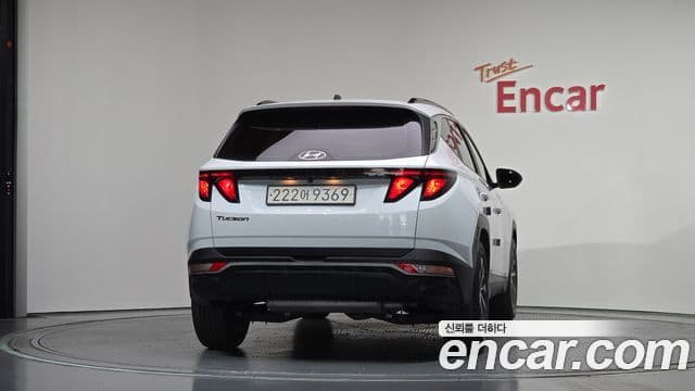 Hyundai Tucson Hybrid 2021 — ფოტო 14/20