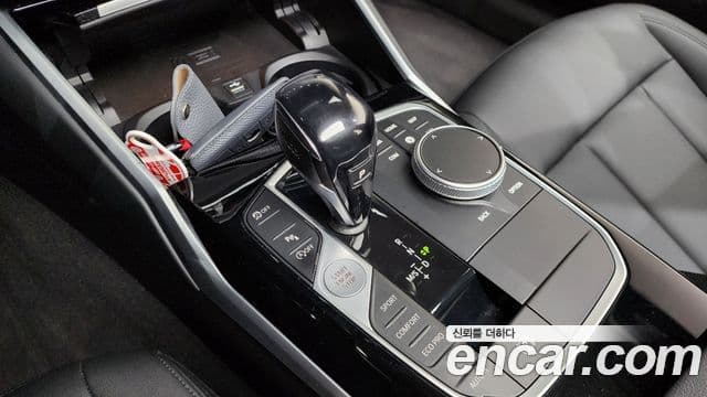 BMW 3 Series 2020 — Şəkil 9/20