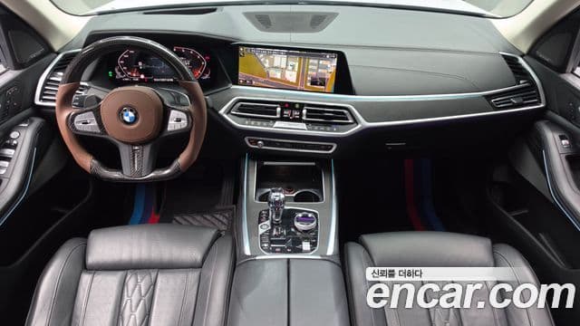 BMW X7 2020 — ფოტო 7/20