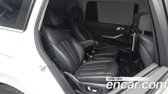 BMW X7 2020 — ფოტო 11/20