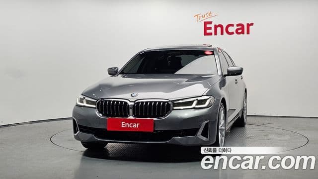BMW 5 Series 2023 — Şəkil 3/20