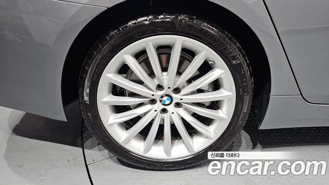 BMW 5 Series 2023 — Şəkil 5/20
