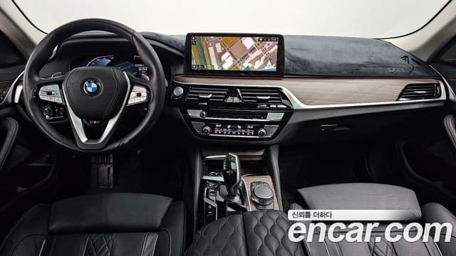 BMW 5 Series 2023 — Şəkil 7/20