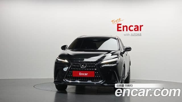 Lexus NX450h+ 2025 — Фото 3/20